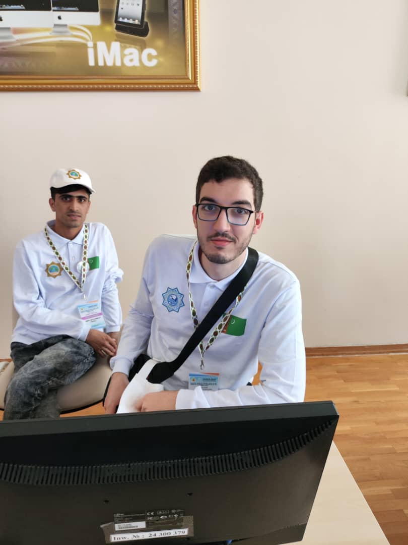 مشاركة فريق جامعة مصراتة في الاولومبياد الدولي المفتوح للمعلوماتية  