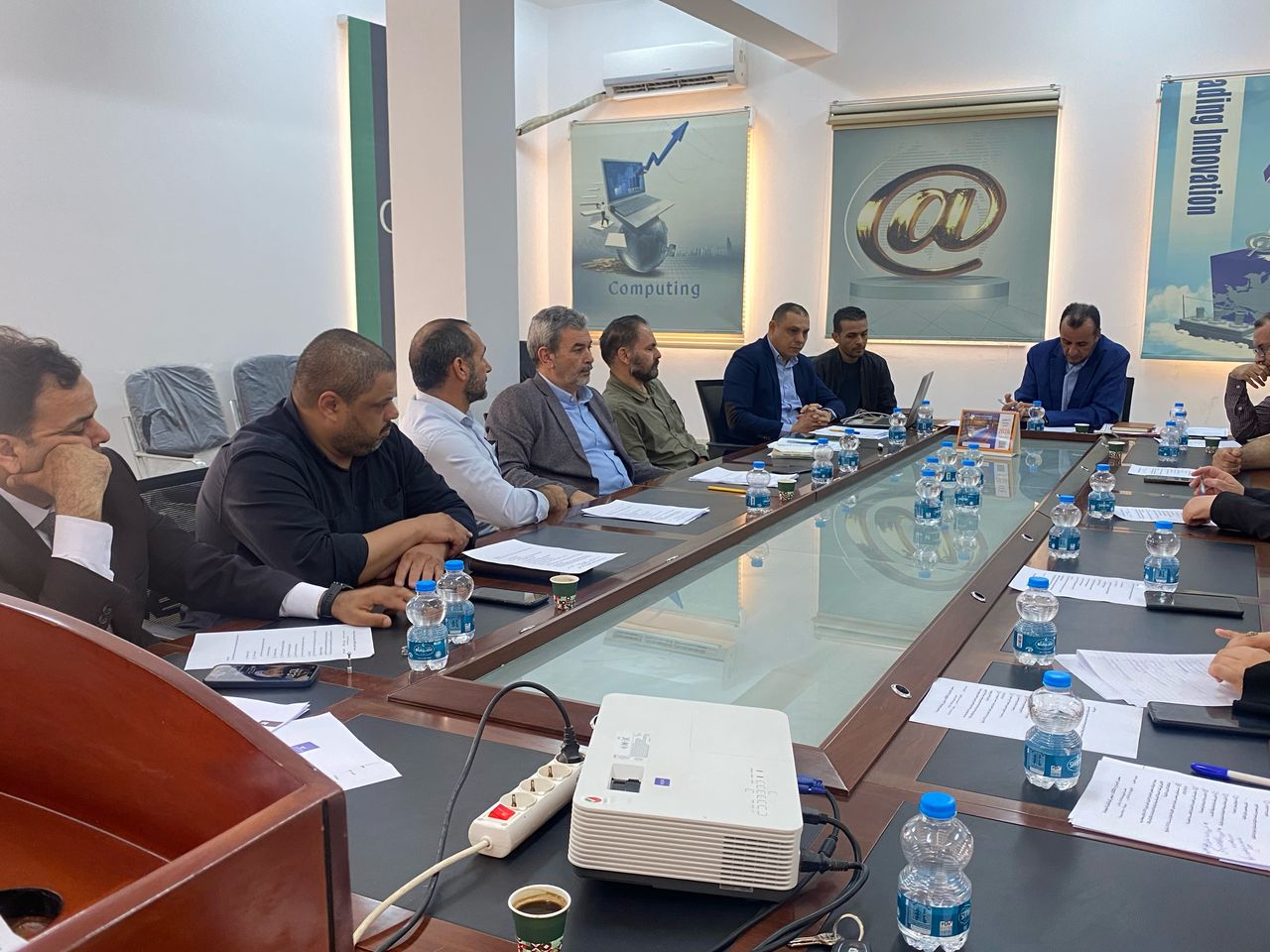 ملخص محضر الاجتماع الثالث لمجلس كلية تقنية المعلومات