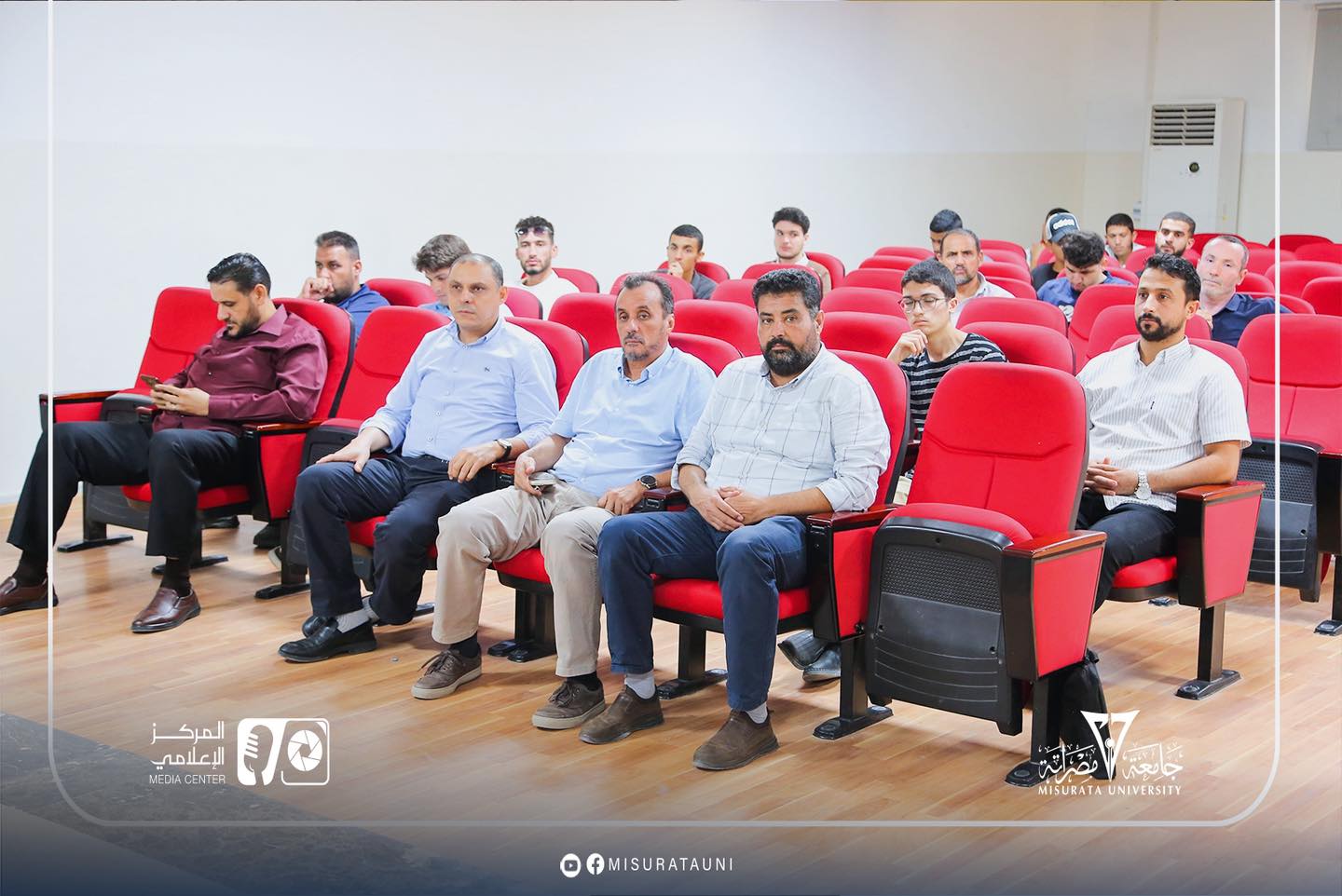 افتتاح قسم علوم البيانات والذكاء الاصطناعي بكلية تقنية المعلومات