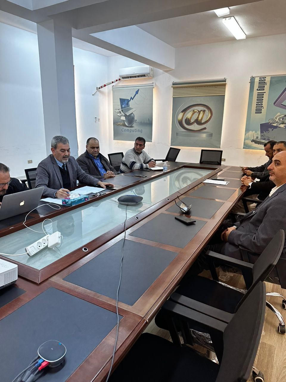 اجتماع اللجنة العلمية لمؤتمر آفاق تقنية المعلومات الثاني